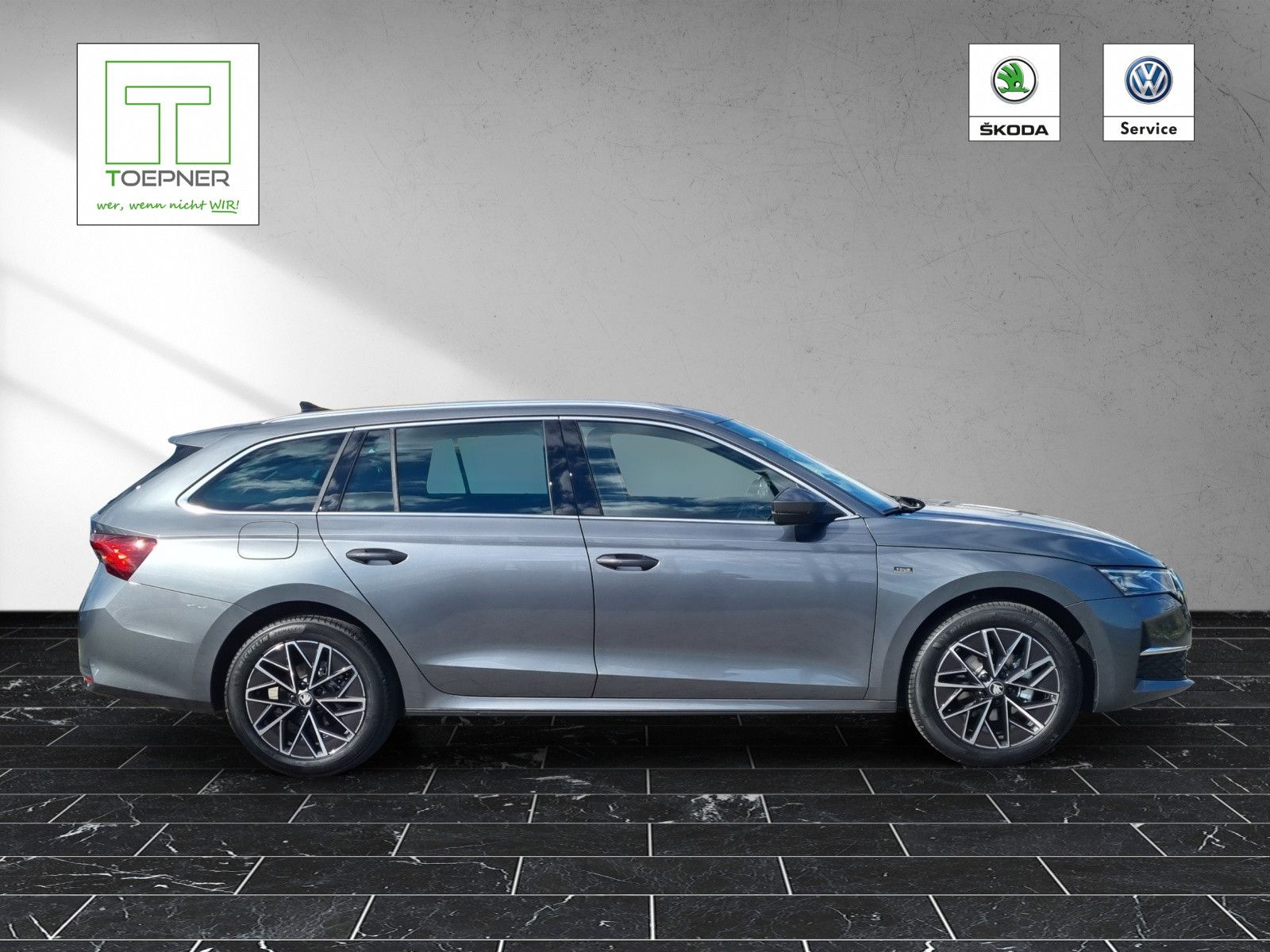 Fahrzeugabbildung SKODA Octavia Combi Tour 2.0 TDI AHK Licht&Sicht+ Win+