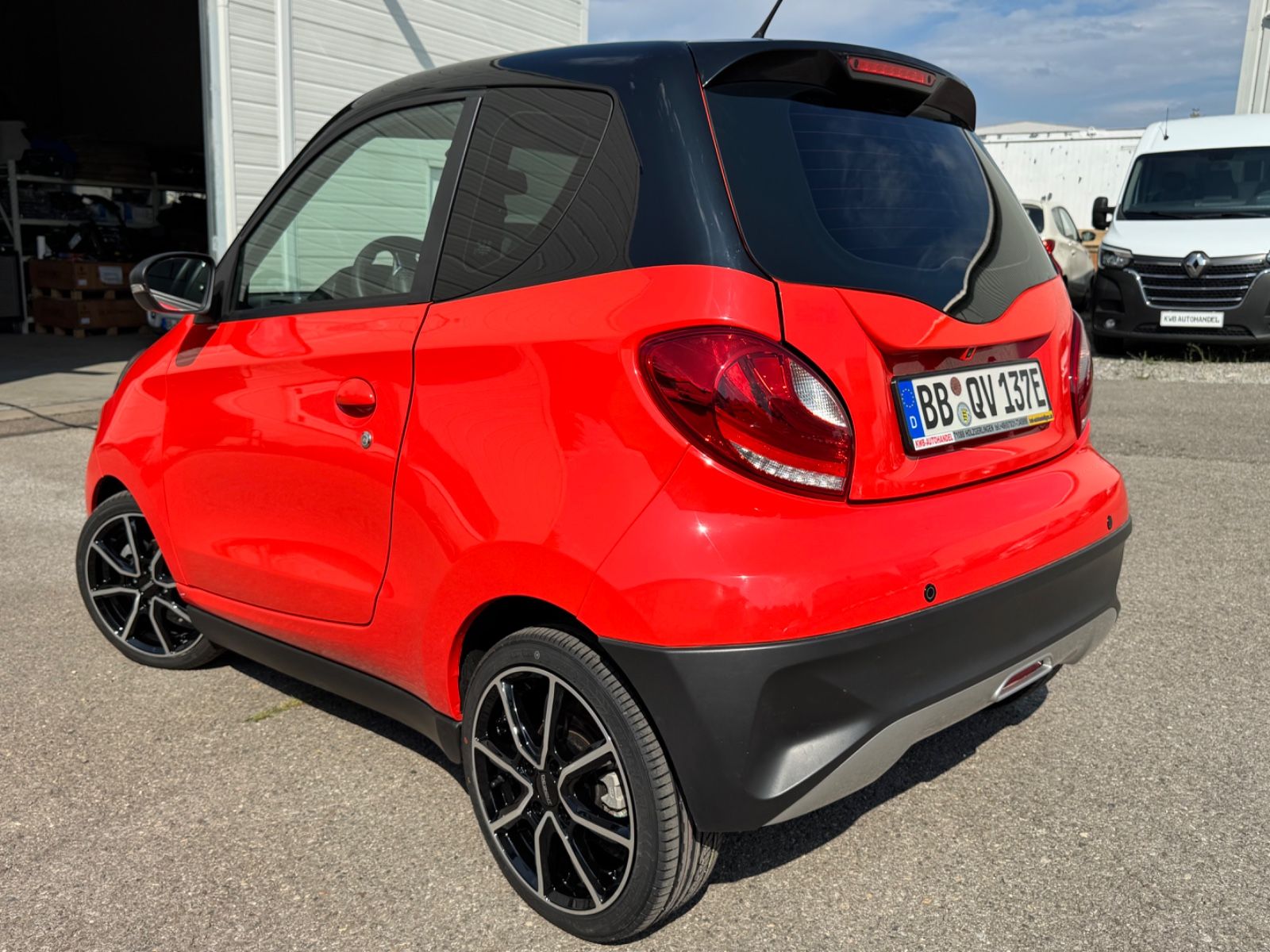 Aixam L6e 45 KM/H Elektro 300 km Reichweite Abs Airbag imagem 3