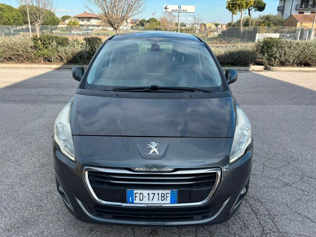 Image of Peugeot 5008