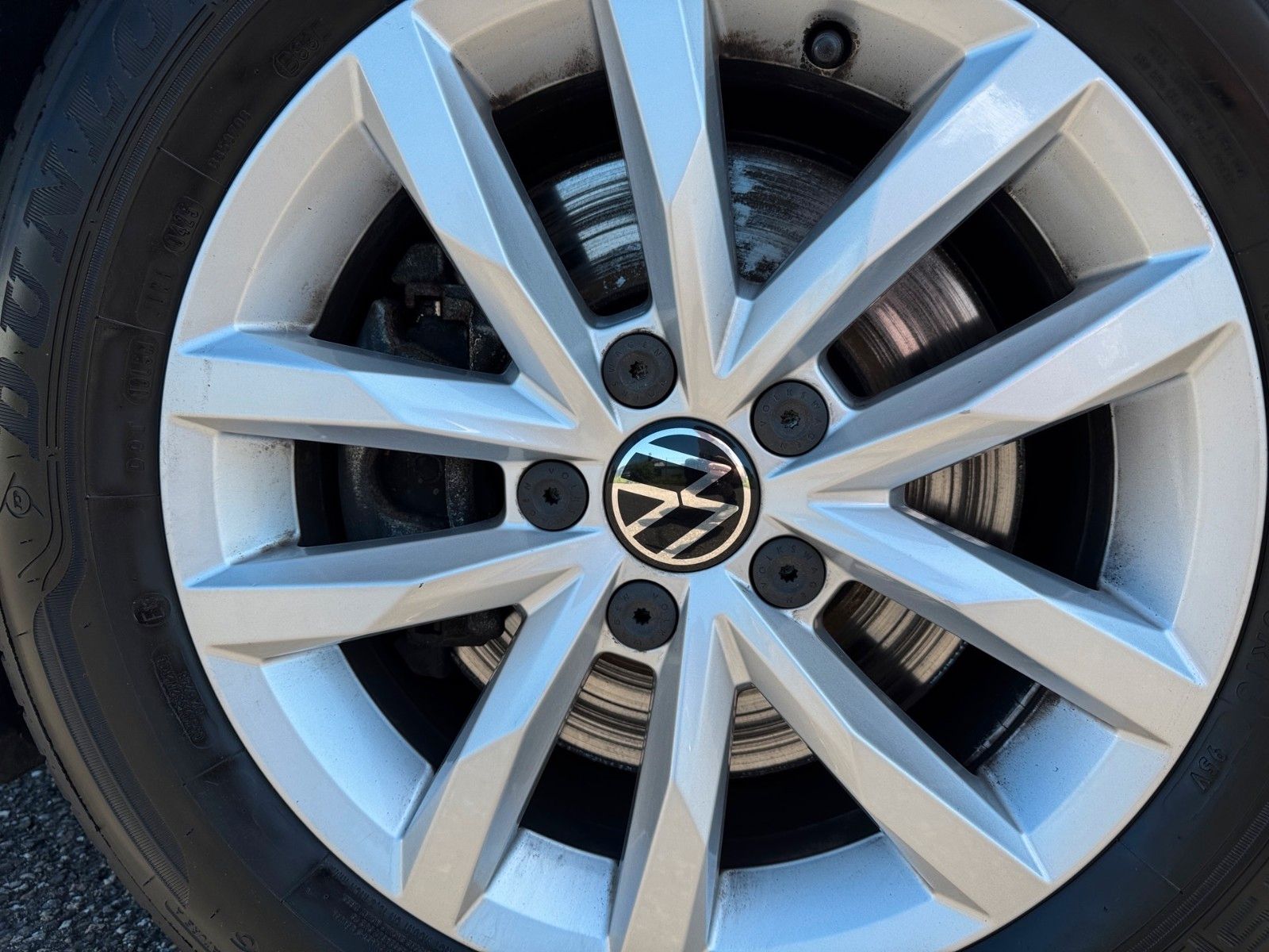 Fahrzeugabbildung Volkswagen Passat Variant Business 2.0 TDI