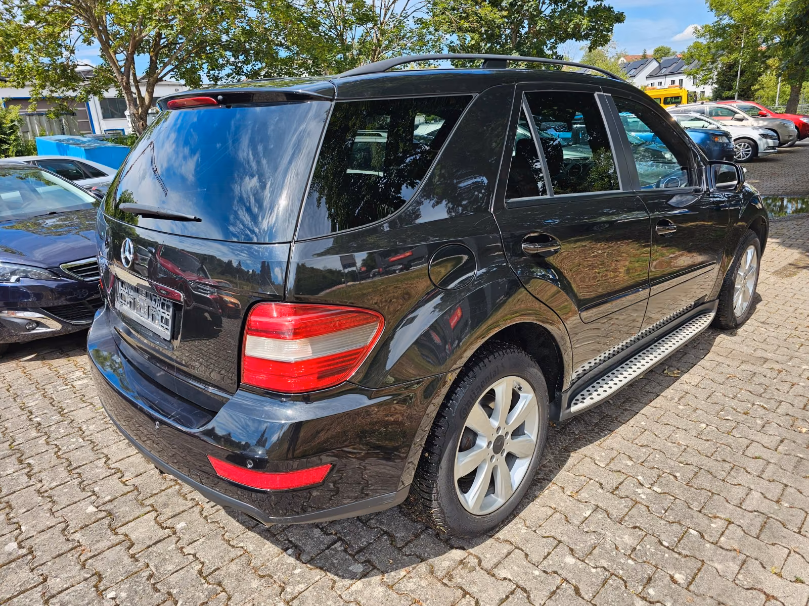 Mercedes-Benz ML350 2008 — interior