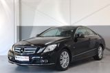 Mercedes-Benz E 250 Coupe Avantgarde~SZH~Tempomat~PDC~MFL~ - Mercedes-Benz E 250: Coupé