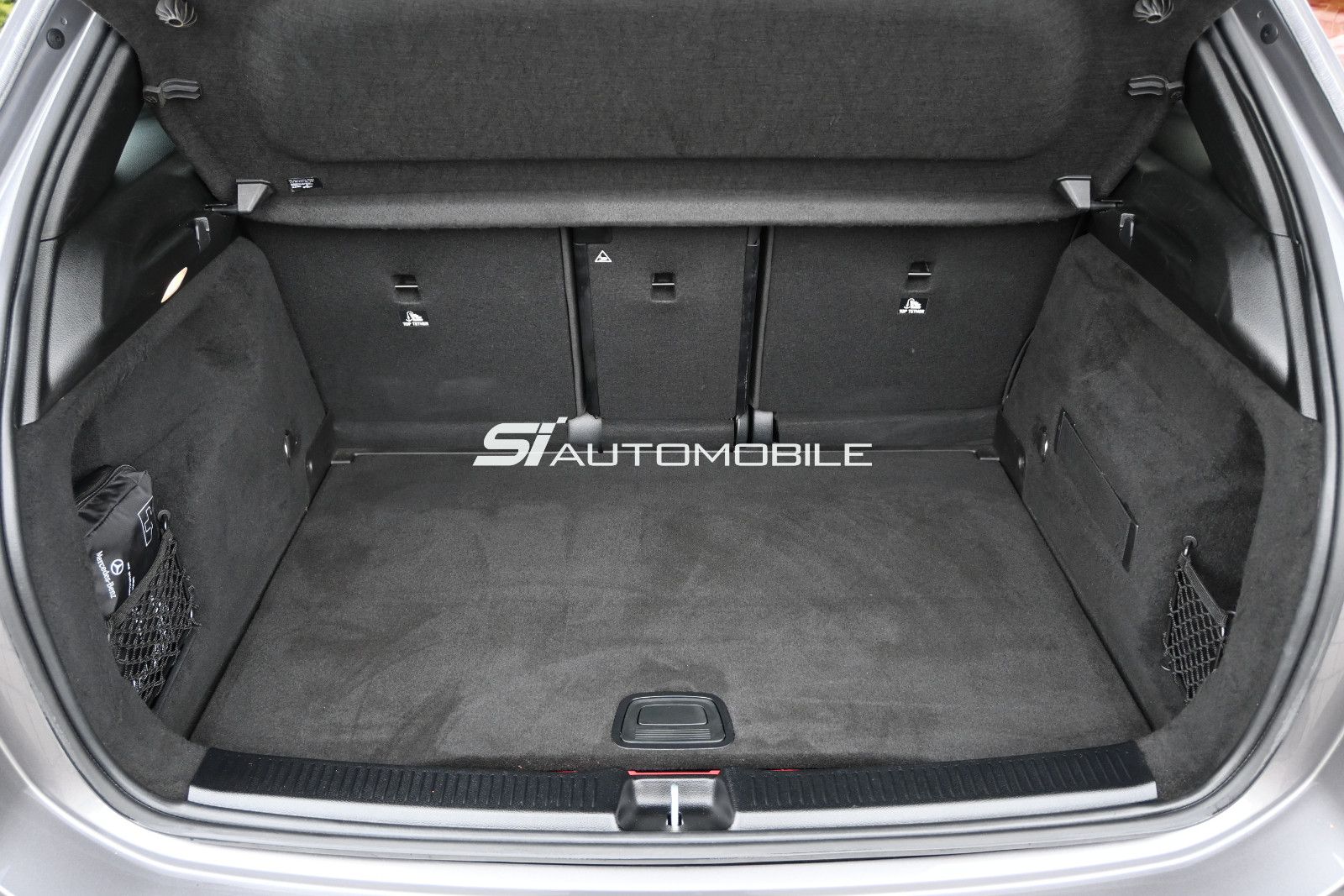Fahrzeugabbildung Mercedes-Benz B 250 e Hybrid AMG LINE Night °ACC°AHK°360°MEMO°
