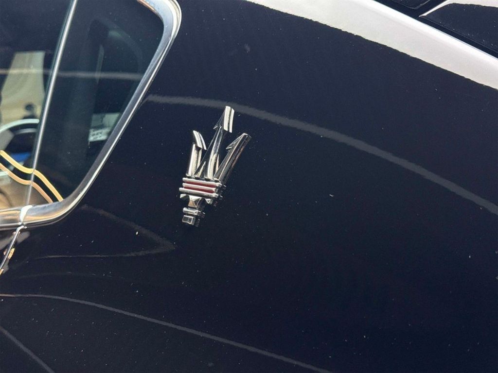 Fahrzeugbild 13