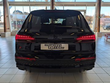 Audi Q7 50 TDI quattro S line