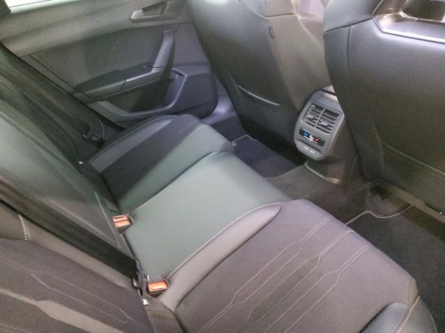 Leon ST 1.4 eHYBRID 180kW VZ DSG ACC/NAV/RFK/DCC