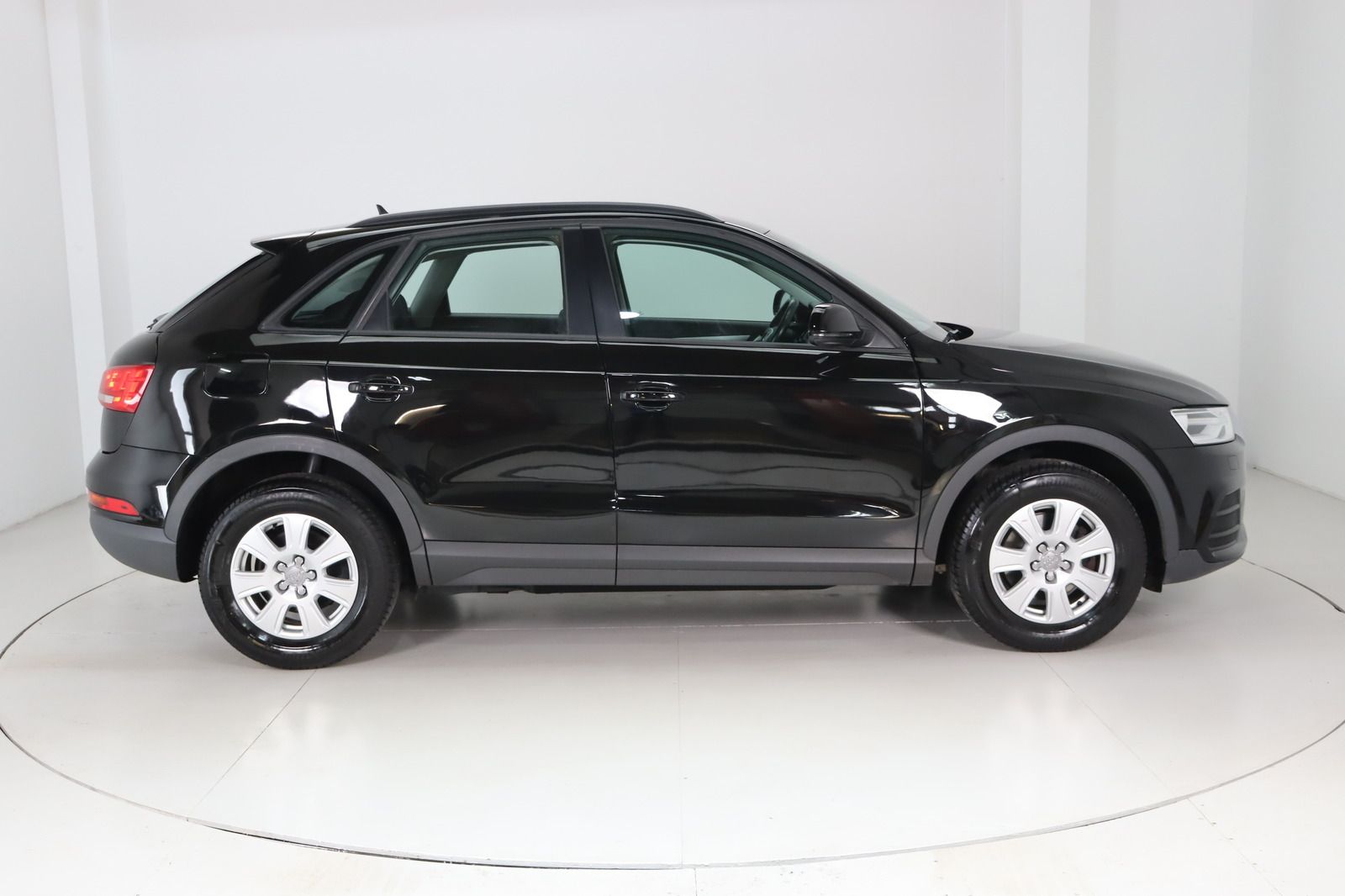 Fahrzeugabbildung Audi Q3 1.4TFSI * Sitzhzg. * PDC * Keyless