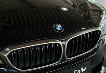 Fahrzeugabbildung BMW M550d xDr Pano HUD ACC DAB H/K Apple Carplay