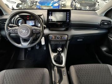 Toyota Yaris - 12