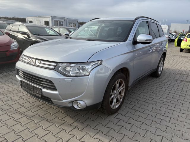 Mitsubishi Outlander ClearTec Intense 4WD 7 Sitzer