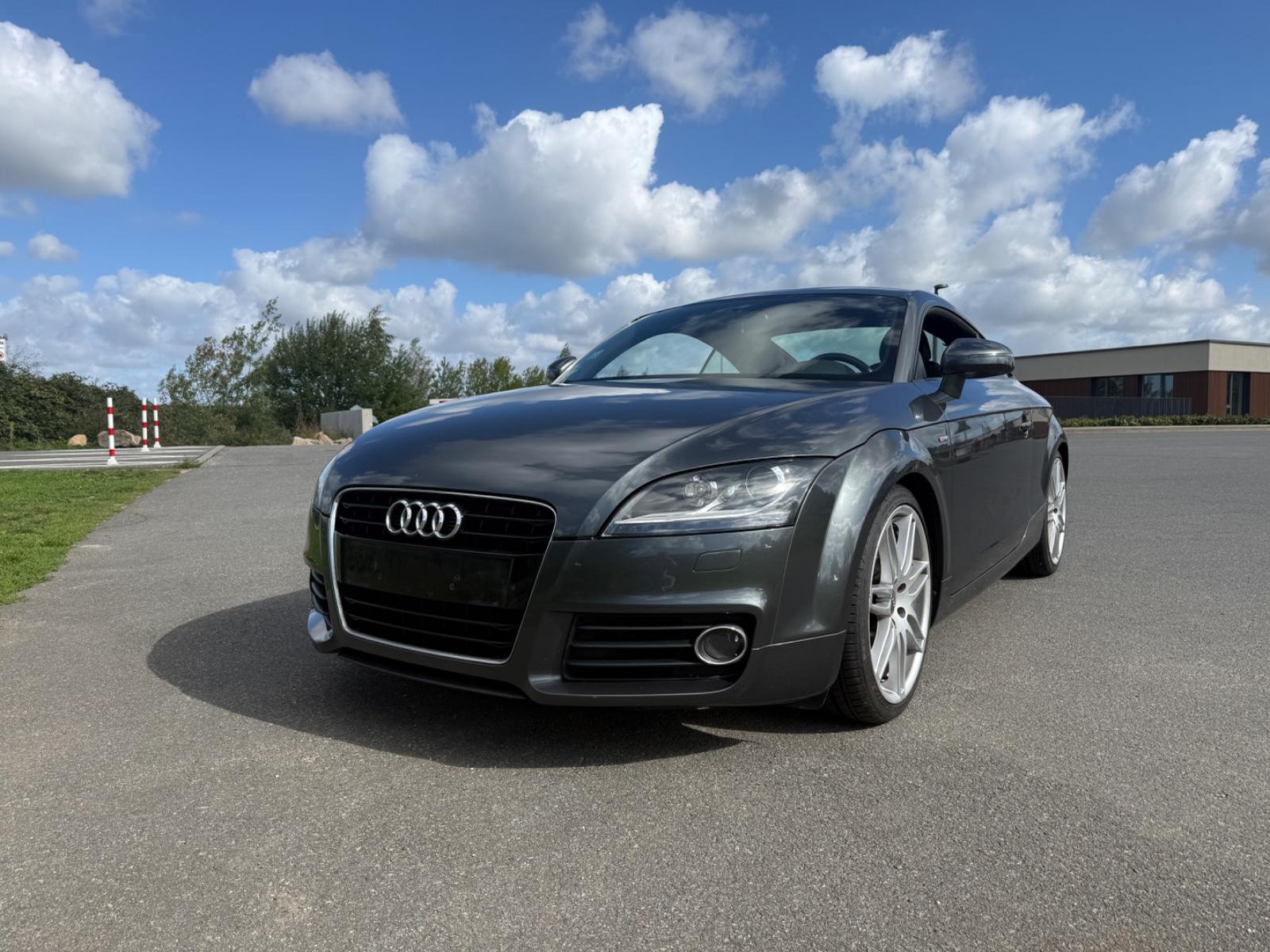 Audi TT Coupe 2.0 TFSI  1. Hand S Line Handschalter