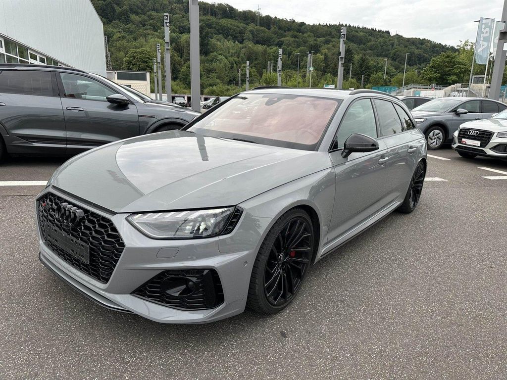 Audi RS4