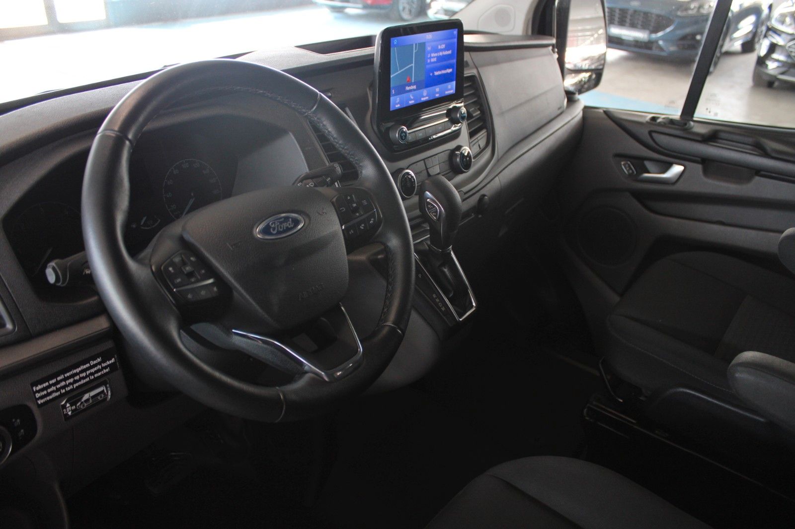 Fahrzeugabbildung Ford Ford Nugget PLUS Aufstelldach Aut WC Markise AHK