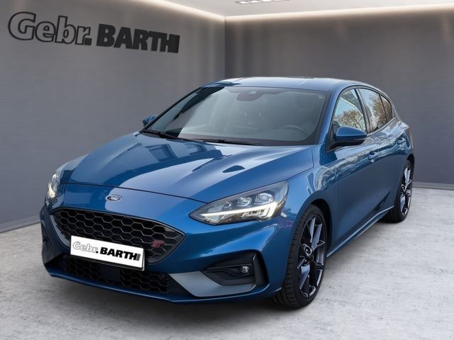 Fahrzeugabbildung Ford Focus Lim. ST Winter+Designpaket2,AHK