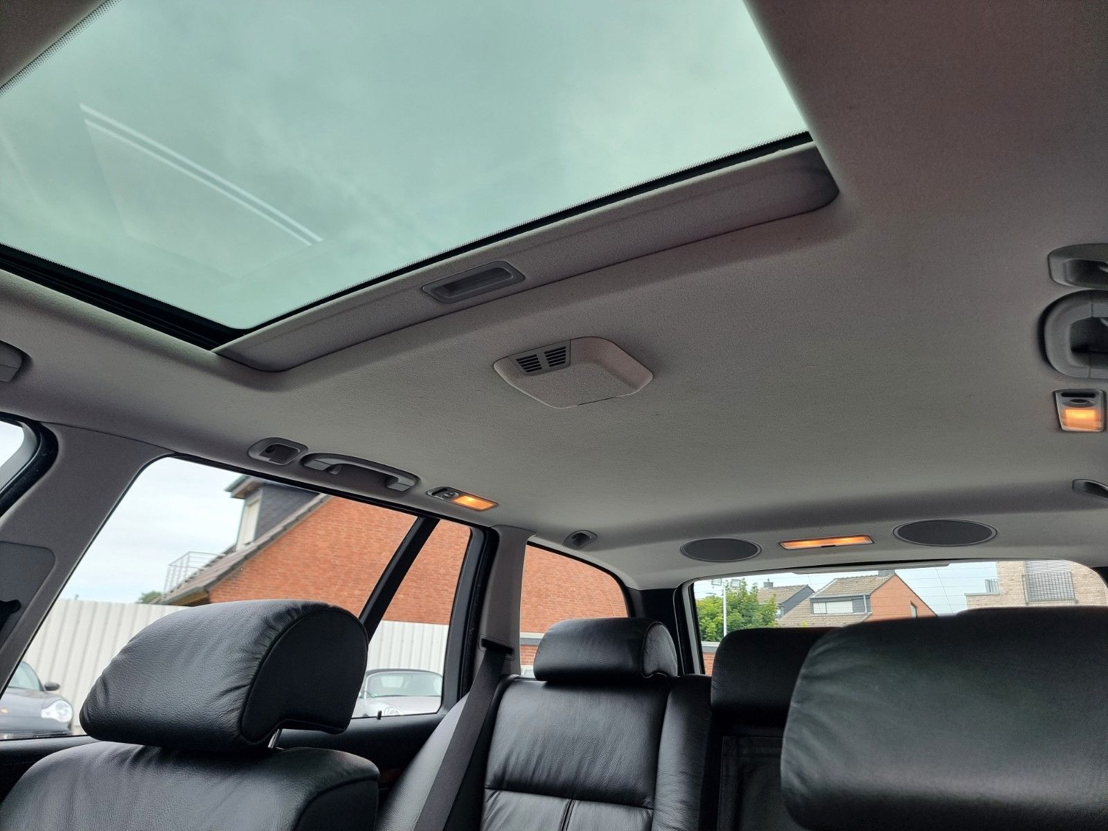 Fahrzeugabbildung BMW 530i Exclusive touring/2. Hand/1A Zust.+Historie