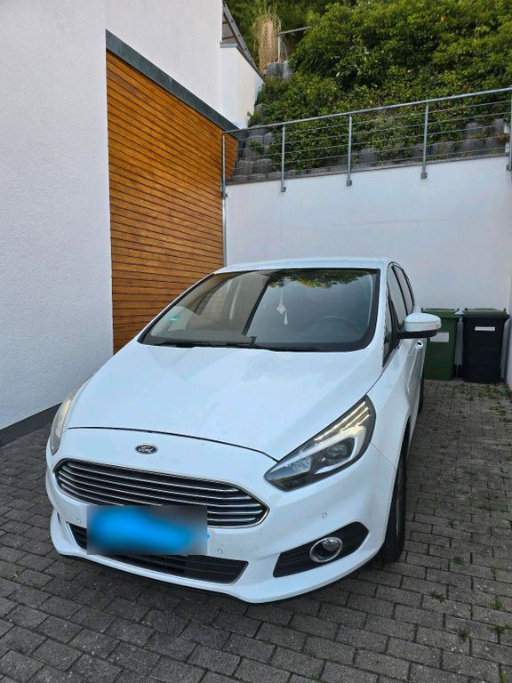 Image of Ford C-Max