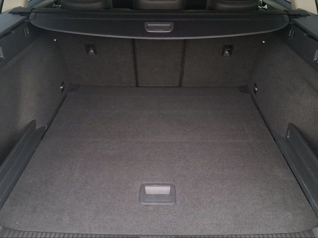 PASSAT VARIANT 2.0 TDI DSG HIGHLINE ACC+LED+SHZ