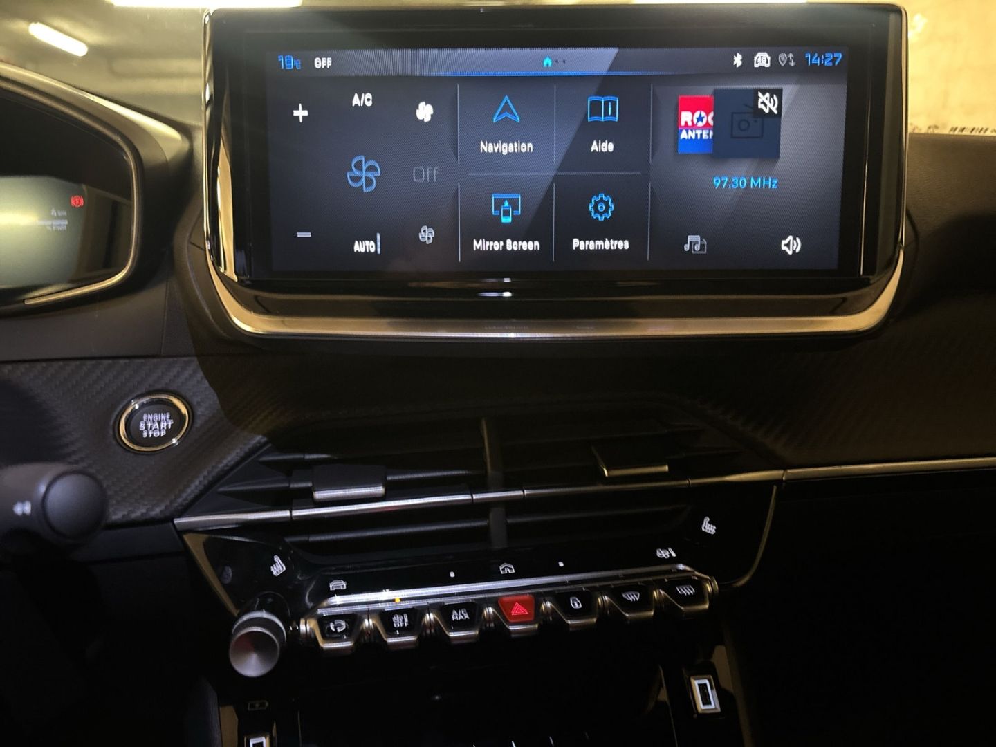 Peugeot 2008 - Bild 11