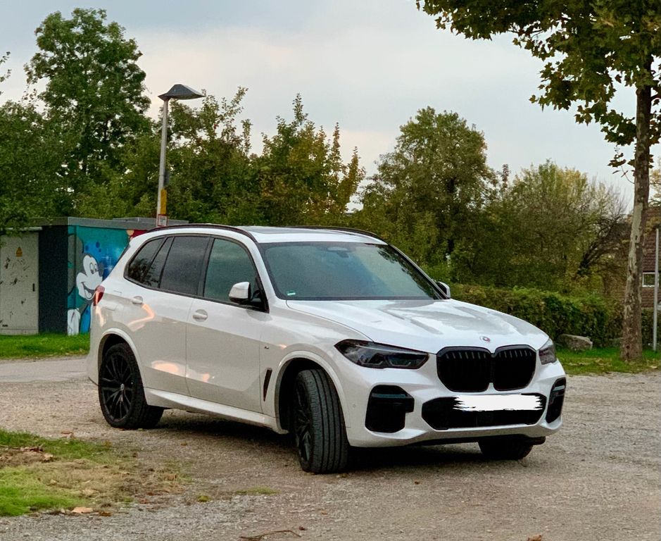 Image of BMW X5