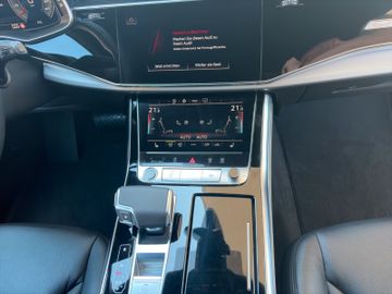 Audi Q7 - 12