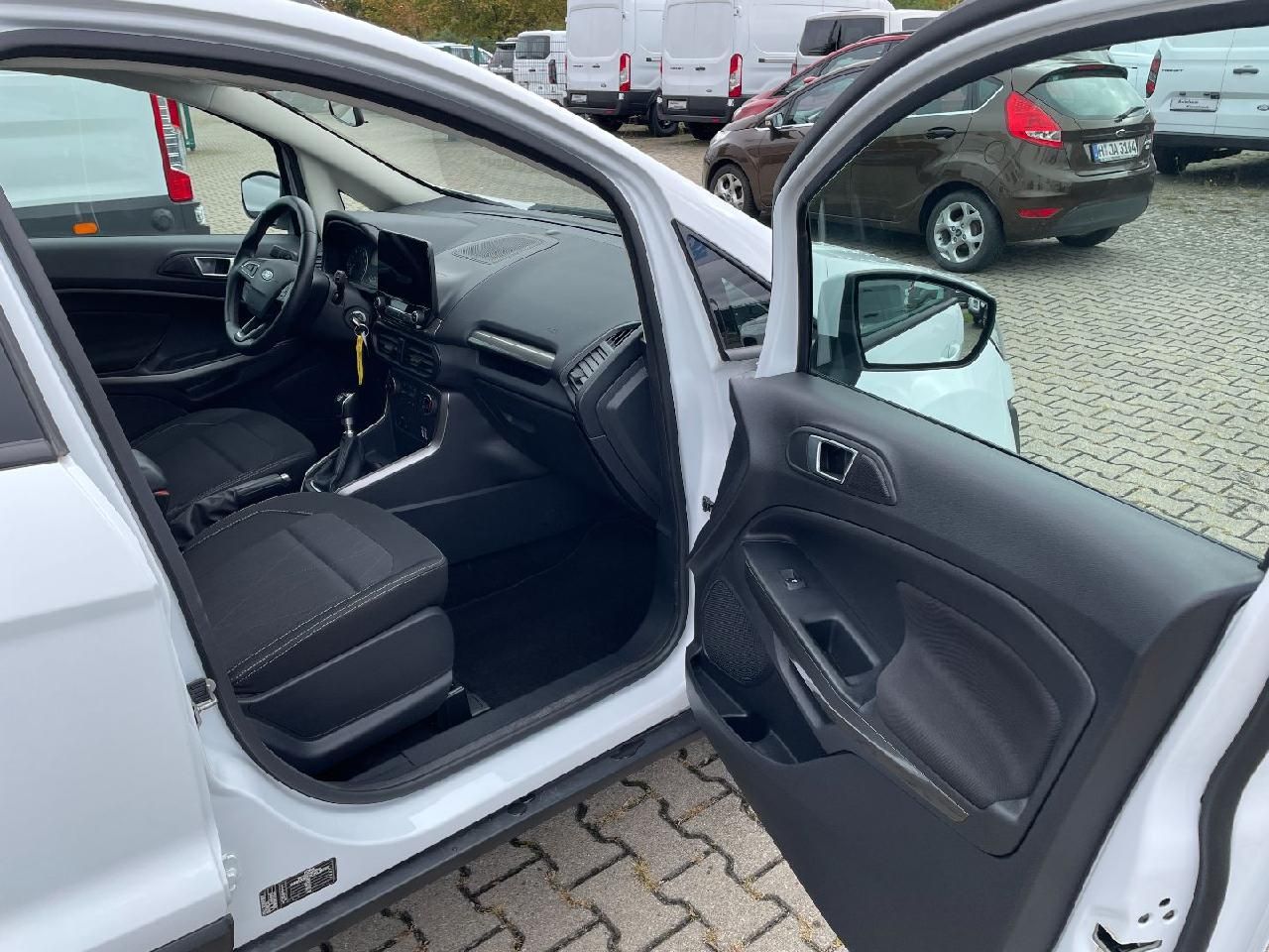 Fahrzeugabbildung Ford EcoSport Cool & Connect
