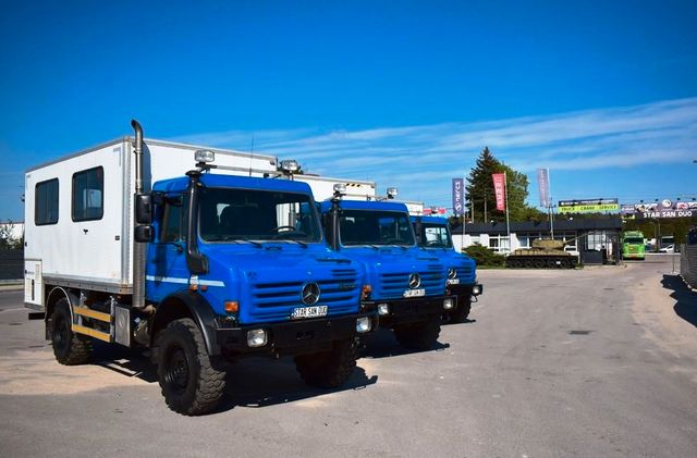 Мерседес Unimog u4000