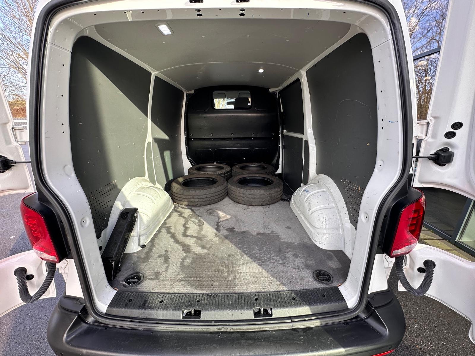 Volkswagen T6 Transporter T6.1 Transporter 1.HA/KLIMA/PDC/AHK/EFH/S-HEFT, миниатюра 10