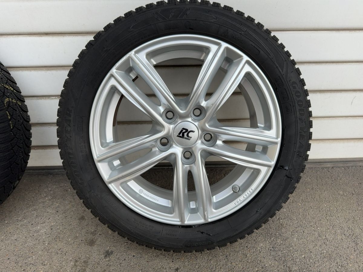 Fahrzeugabbildung Renault ZOE Iconic R135 Z.E.50 Batt.-kauf SHZ Kamera