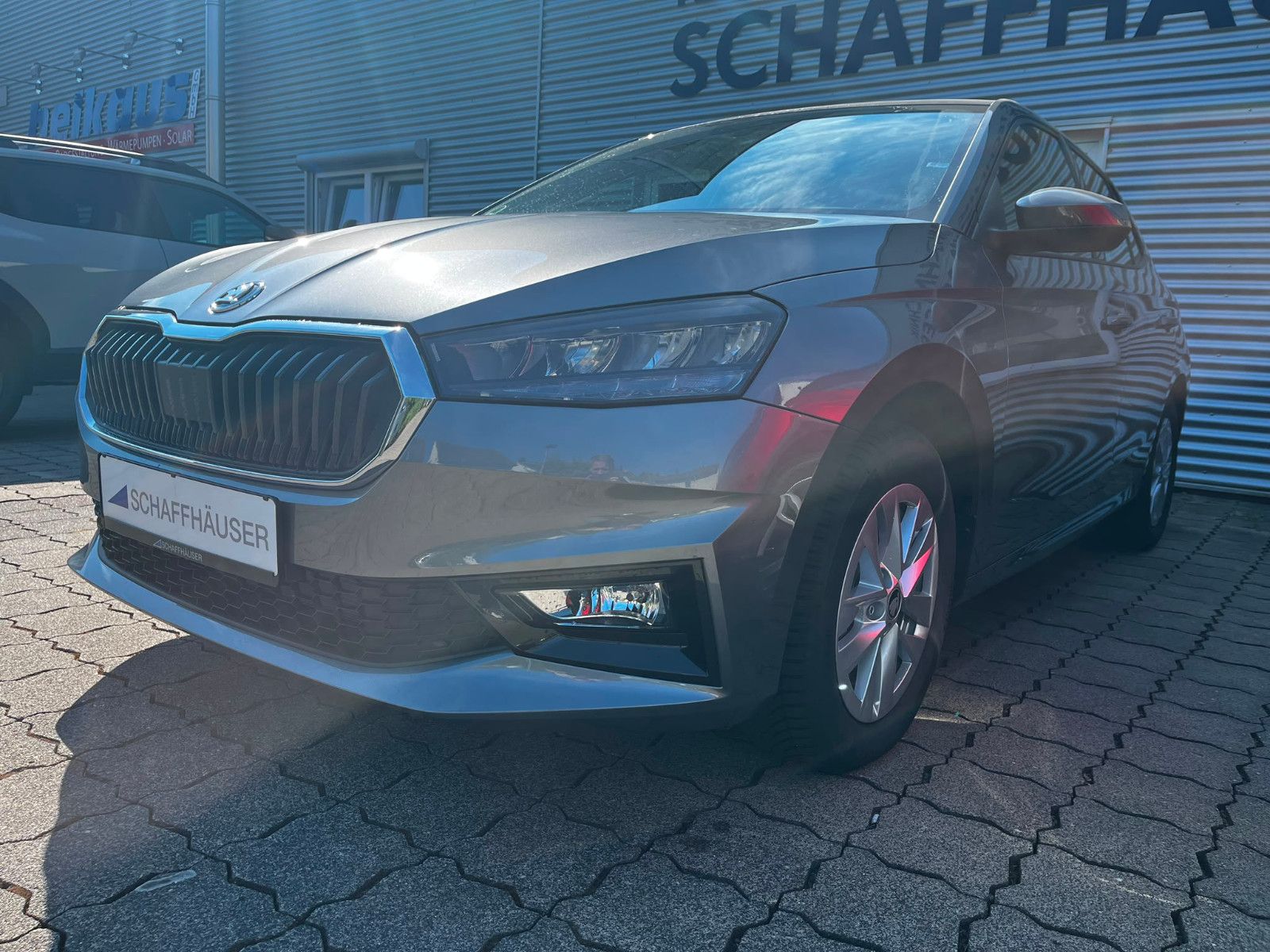 Fahrzeugabbildung SKODA Fabia Selection DSG ALU PDC DAB BT ALLSEASON