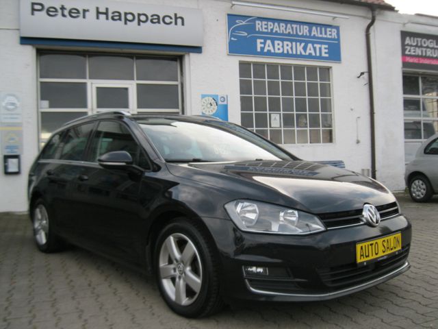 Volkswagen Golf VII 2.0 TDI Var. Highline *DSG+Navi+AHK*