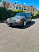 Mercedes-Benz Mercedes W124 200e / H-Kennzeichen / Oldtimer - Mercedes-Benz 200 aus 1992