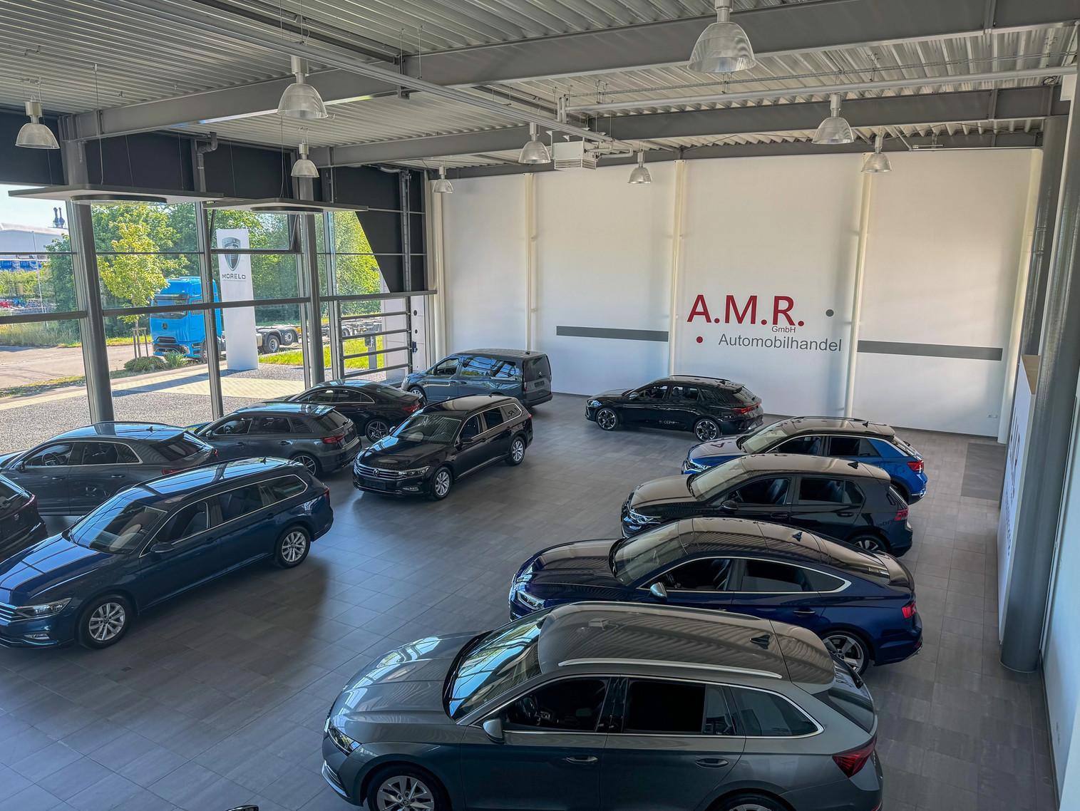 showroom-image-main