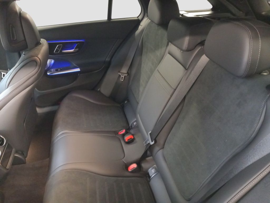 Fahrzeugabbildung Mercedes-Benz C 300 de T-Modell mit EQ Hybrid Technologie AHK