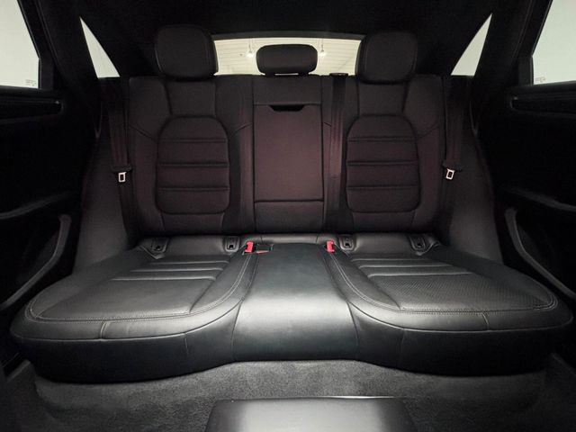 Porsche Macan*Automatik*Pano*Spur*CarPlay*SAGAS*18Wege*