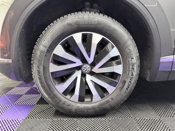 Volkswagen Touareg - 7