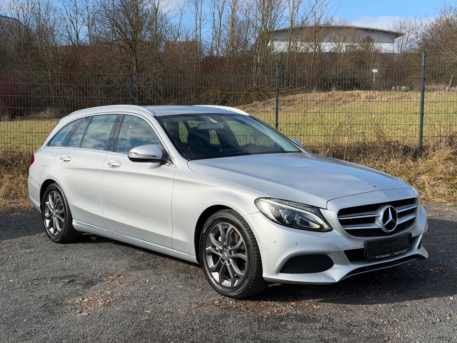 Mercedes-Benz C220d*Avantgarde*LED*Navi*Tempomat*