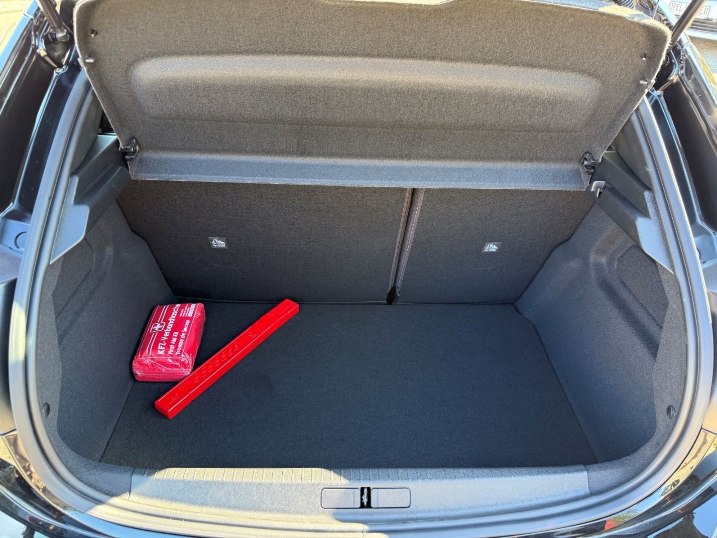Fahrzeugabbildung Opel Corsa F 1,2 Edition SHZ+LHZ+Kamera