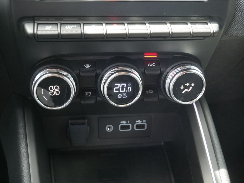 Fahrzeugabbildung Renault Clio Techno TCe 90