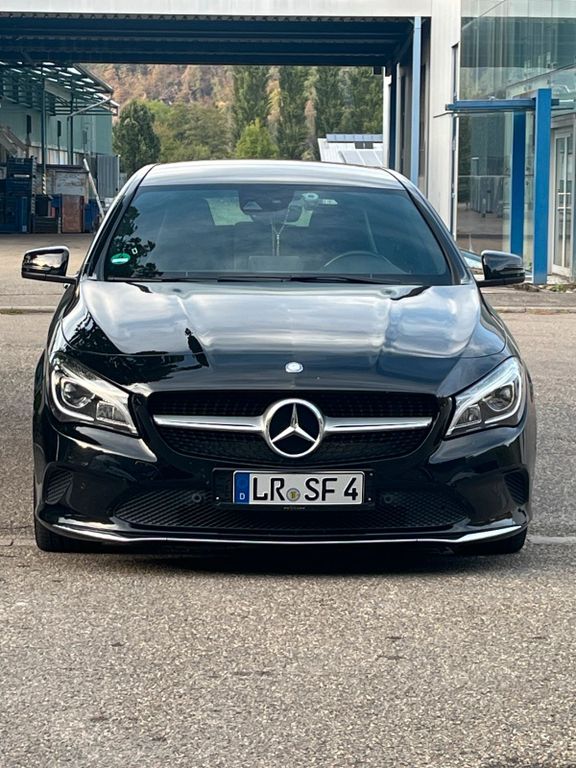Image of Mercedes-Benz CLA 200 Shooting Brake