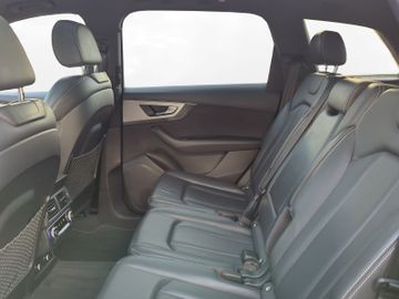 Audi Q7 - 3