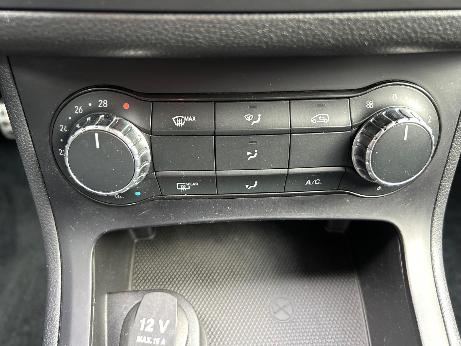 Mercedes-Benz B 180 AMG Line 2. Hand Navi Klima Teilleder USB