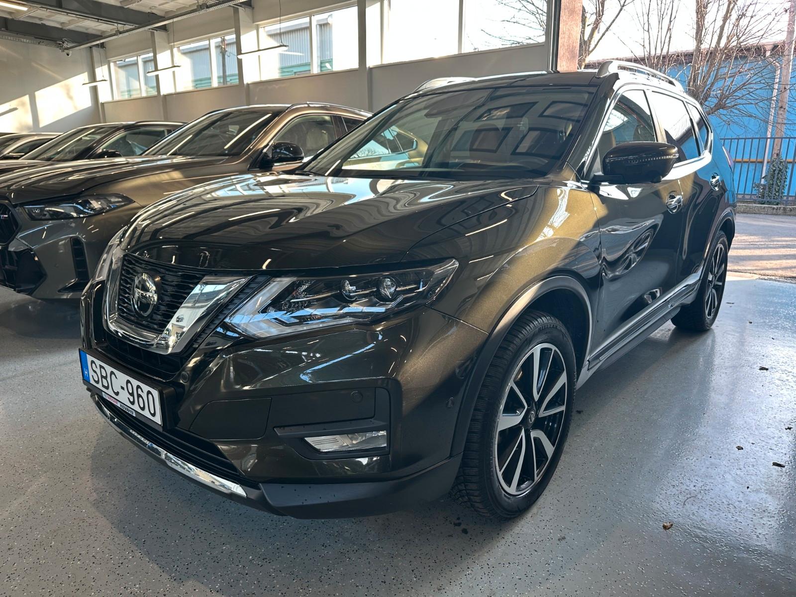 Nissan 1.7 dCi TEKNA 4x4 AUTO/PANO/LEATHEAR/STZH/AHK/