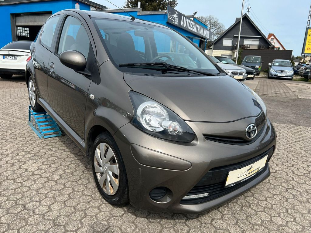 Toyota Aygo (X)
