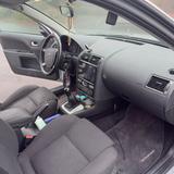 Ford Mondeo 2.5 V6 Ghia Ghia - Ford Mondeo mit Benzin-Antrieb: Limousine, 2.5