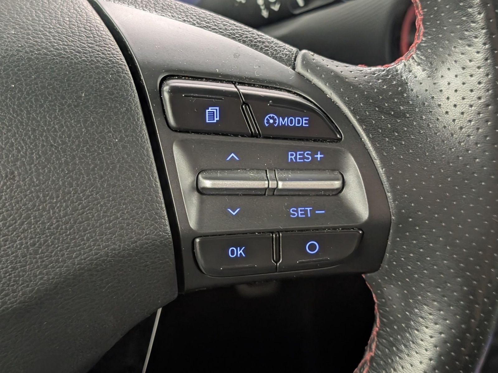 HYUNDAI Kona KONA 1.6 T-GDI Unique Plus 2WD Automatik – Bild 34