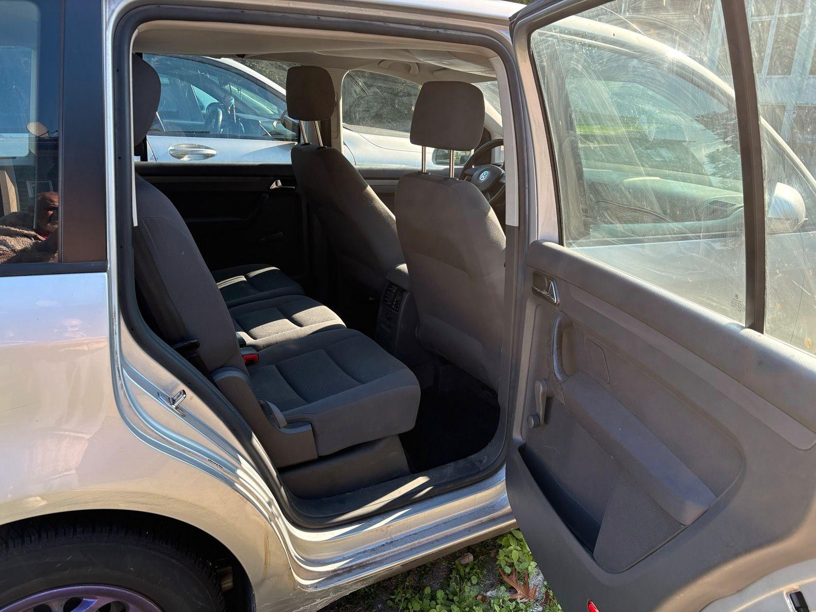 Volkswagen Touran 2005 — photo 7