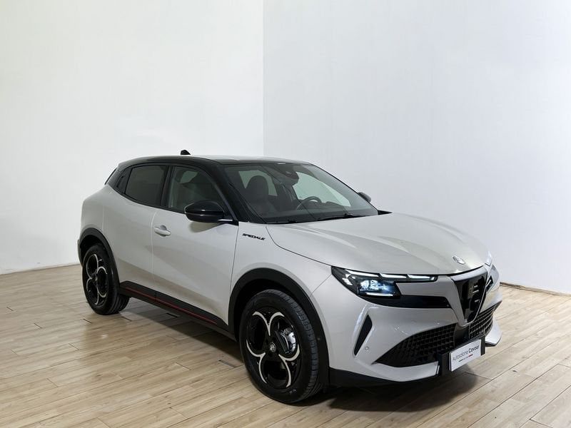 Alfa Romeo Junior Ibrida 1.2 136CV Hybrid eDCT6  imagem 3
