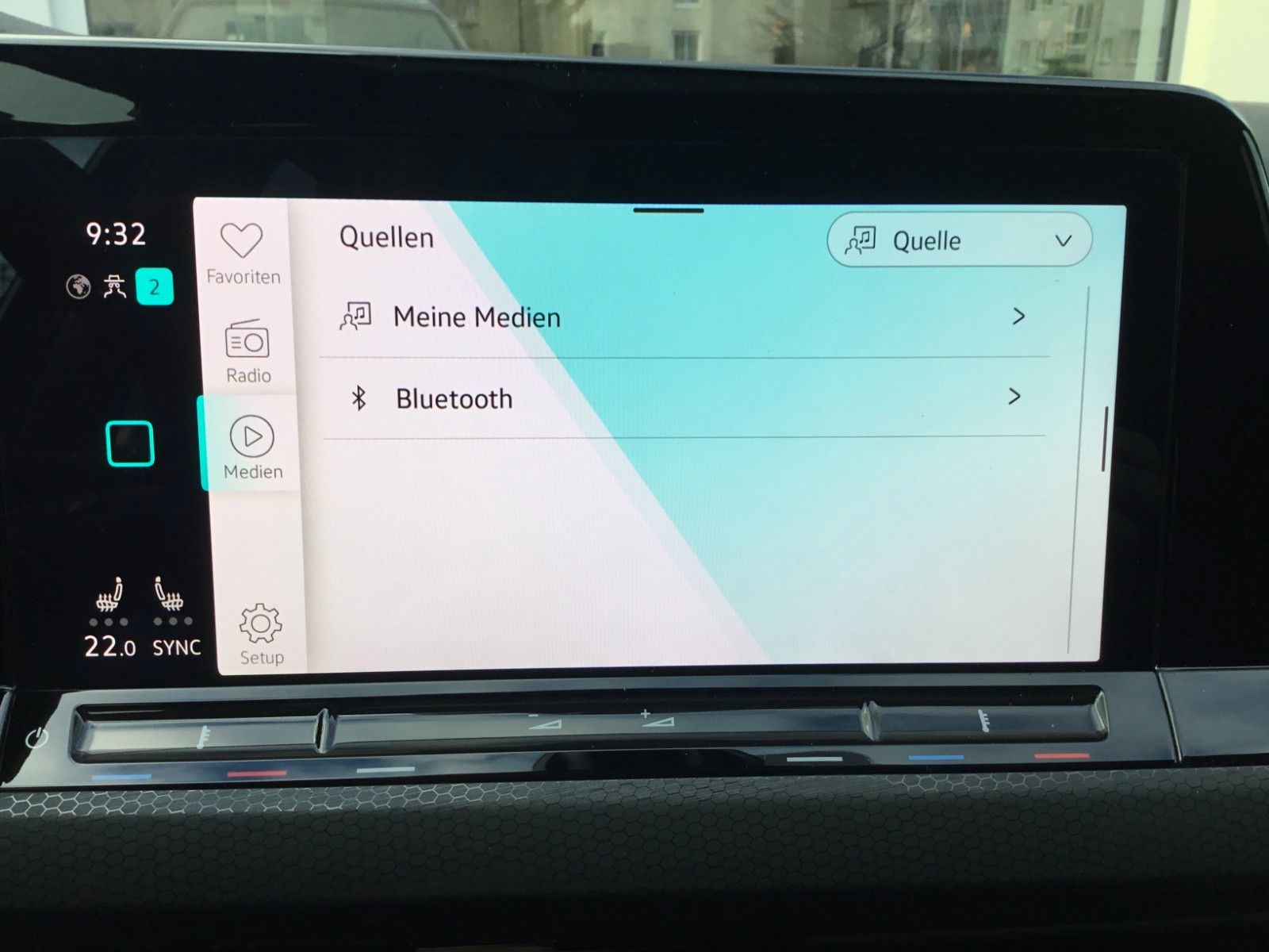 Fahrzeugabbildung Volkswagen Golf 2.0 TSI DSG GTI+Pano+18"+IQ Light