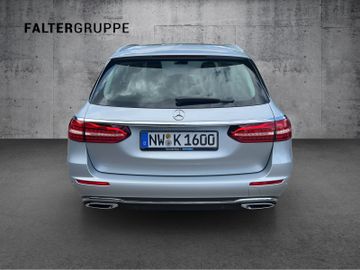 Mercedes E 220 - 7