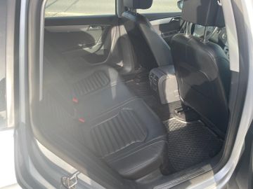 Volkswagen Passat Variant - 5